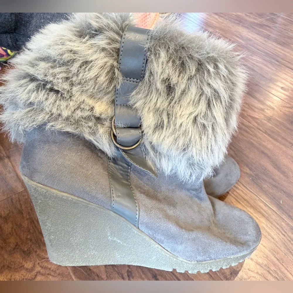 Gray Faux Fur Women's Wedge Boots
